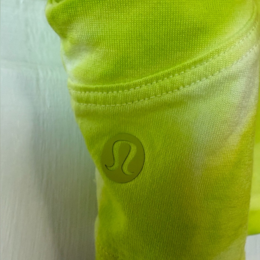 LULULEMON ATHLETICA Lime Tye Dye “All Yours” Cropped Workout Sporty Tank Top - Picture 4 of 8